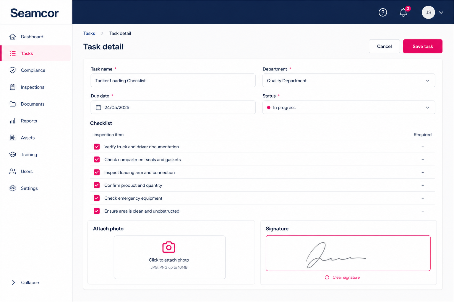 Seamcor compliance task form with checklist, photo capture and signature